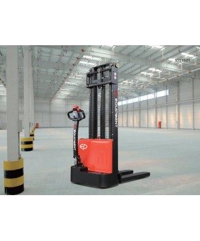 EST 122 - 3000, TRANSPALET ELECTRIC CU CATARG MARCA "EP EQUIPMENT", INALTIME DE RIDICARE 3.000 MM, SARCINA MAX 1.200 KG